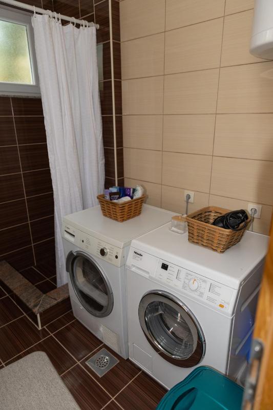 Leutar Central - image 7