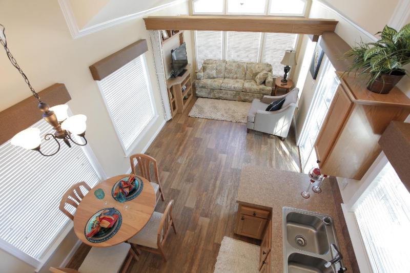 One-Bedroom Cottage image 4