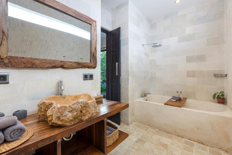 Villa Suvitha by Villa Finder - image 39