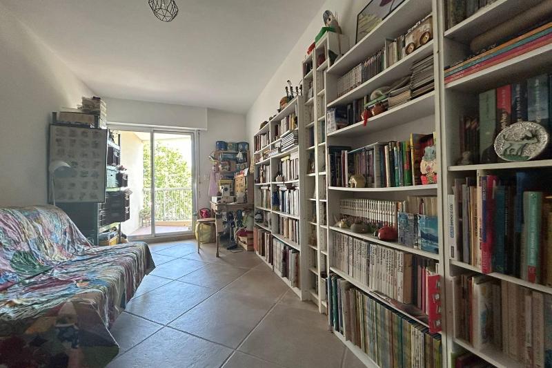 Apartment with view quiet and comfort in Narbonne - image 8