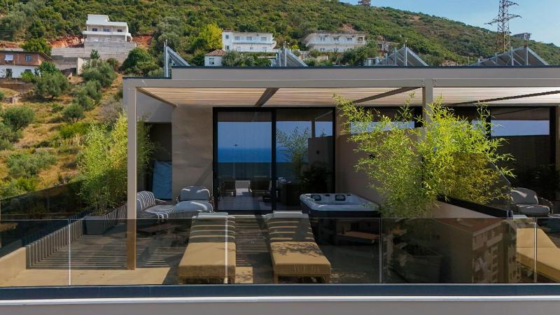 Sol Boutique Hotel - image 2