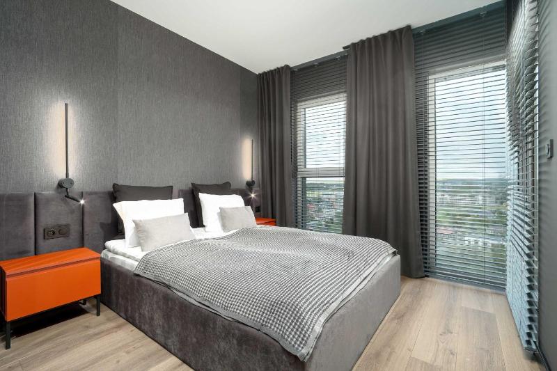 Piękny Widok na Jezioro i Plażę Parking w Garażu by Noclegi Renters - image 17