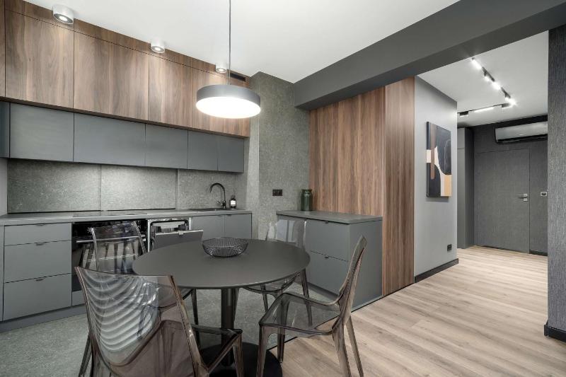 Piękny Widok na Jezioro i Plażę Parking w Garażu by Noclegi Renters - image 30