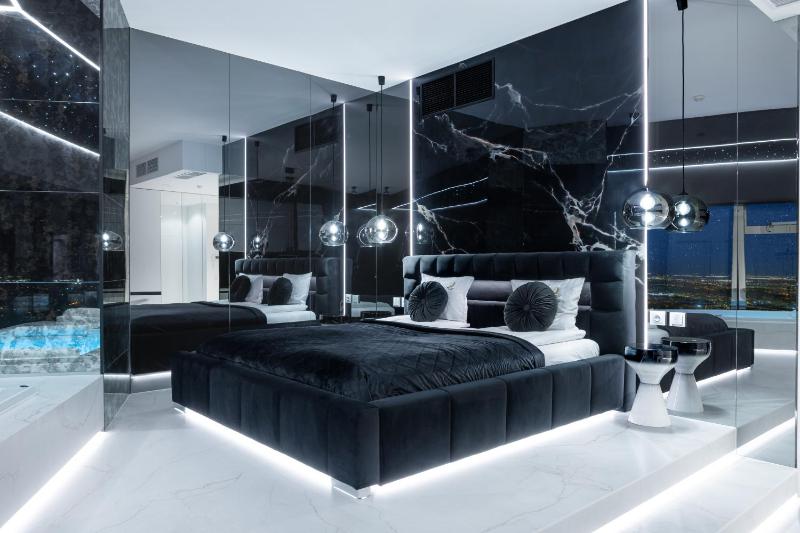 Apartamenty Sky Tower z Jakuzzi Przy Oknie by BQQK - image 36