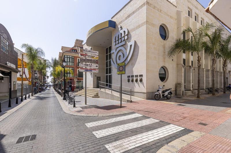 012 New Relaxed 2 Bed Fuengirola City Beach Retreat - image 15