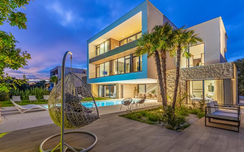 Brand New Design Villa with Heated Pool and Sea view - image 45