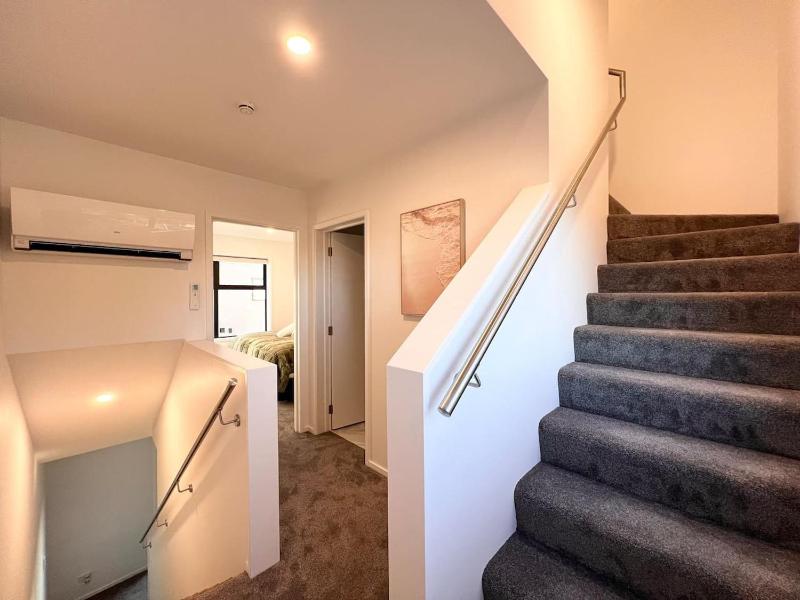 Madras Two King Bedroom Townhouse with Two Bathrooms - image 9