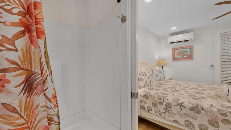 Calusa Suite by Last Key Realty - image 16