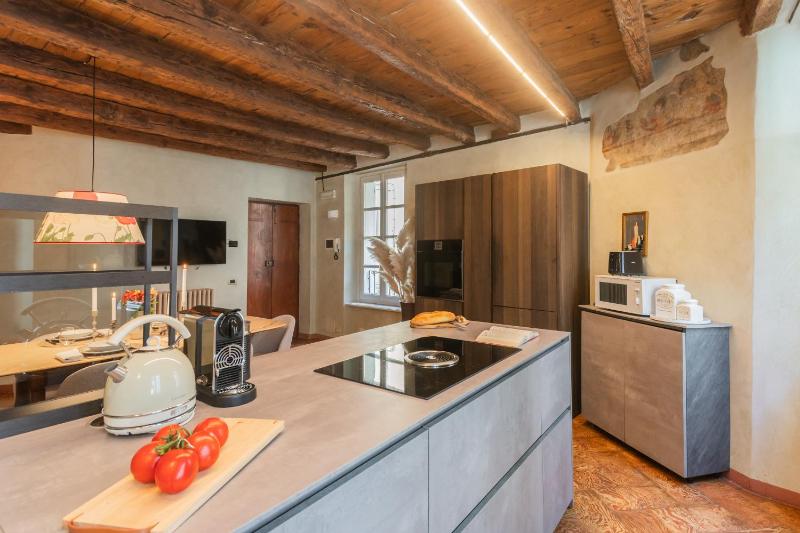 Pantero Apartment by Rent All Como - image 13
