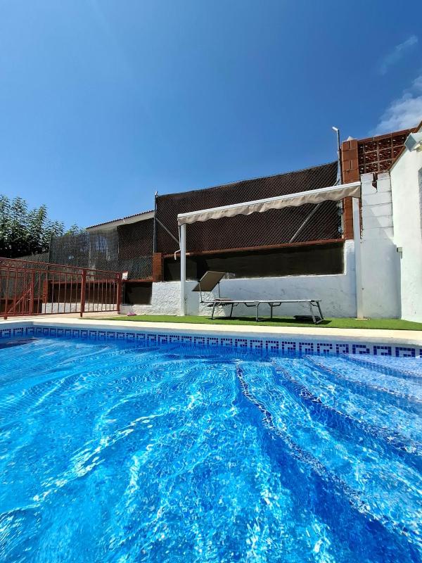 Villa Montimar de 3 Hab con Piscina Privada & Parking - image 15
