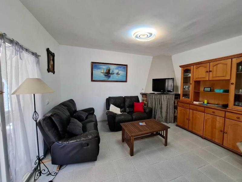 Villa Montimar de 3 Hab con Piscina Privada & Parking - image 9
