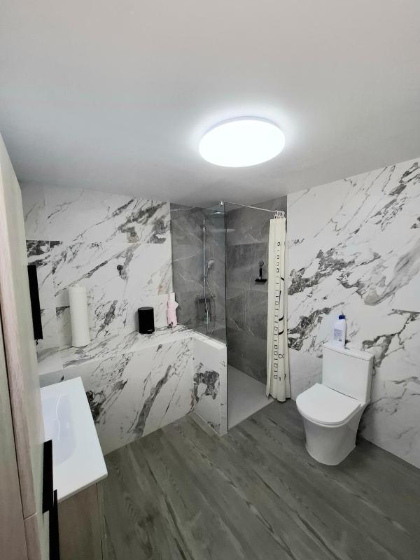 Villa Montimar de 3 Hab con Piscina Privada & Parking - image 23