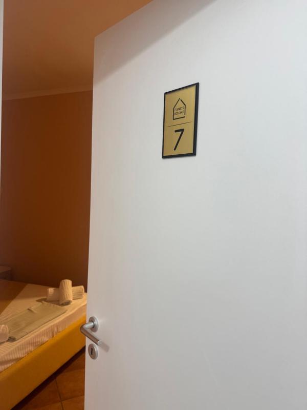 Fane's Rooms - image 15