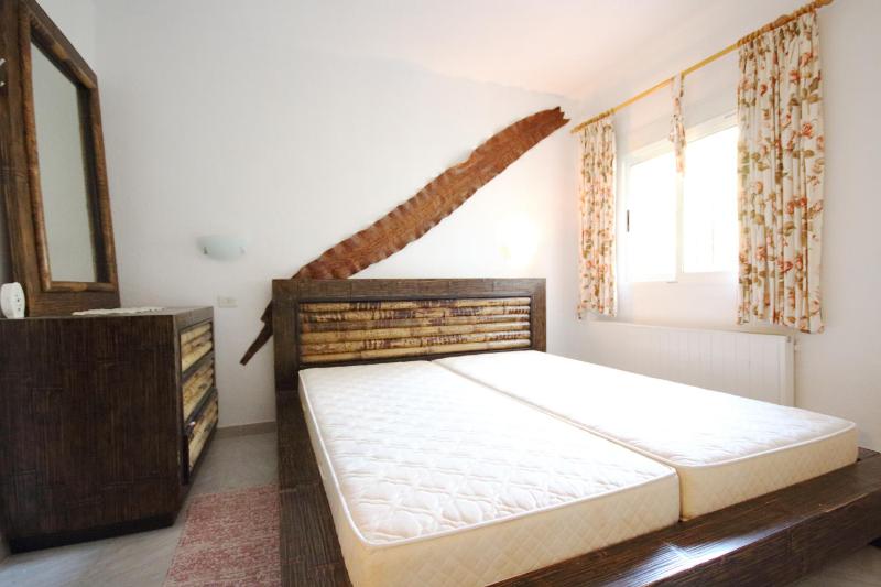 Chalet Carrio Park 5B - image 2