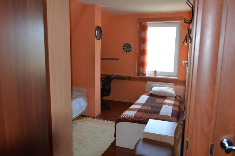 Twin Room image 1