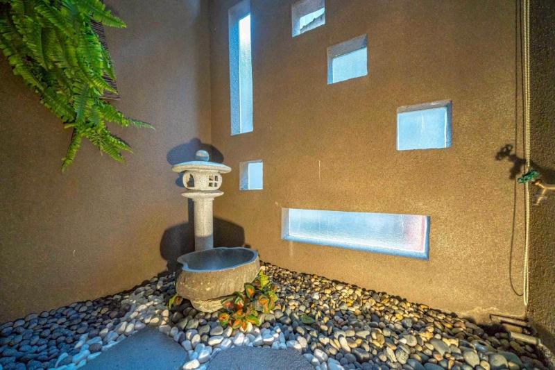 Suehirodori Japanese 末廣通二館日和家宅包棟民宿 - image 9