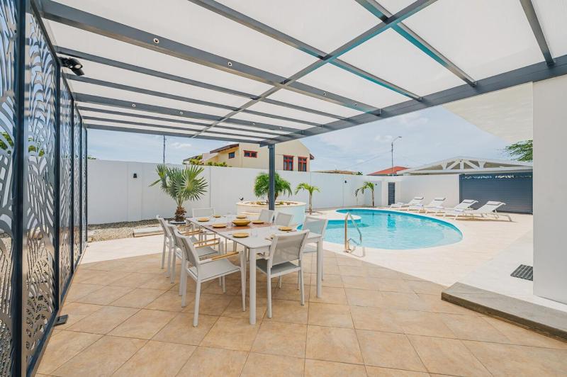 5BR Villa with Pool & Patio at Casa Eloisa by Bocobay - image 44