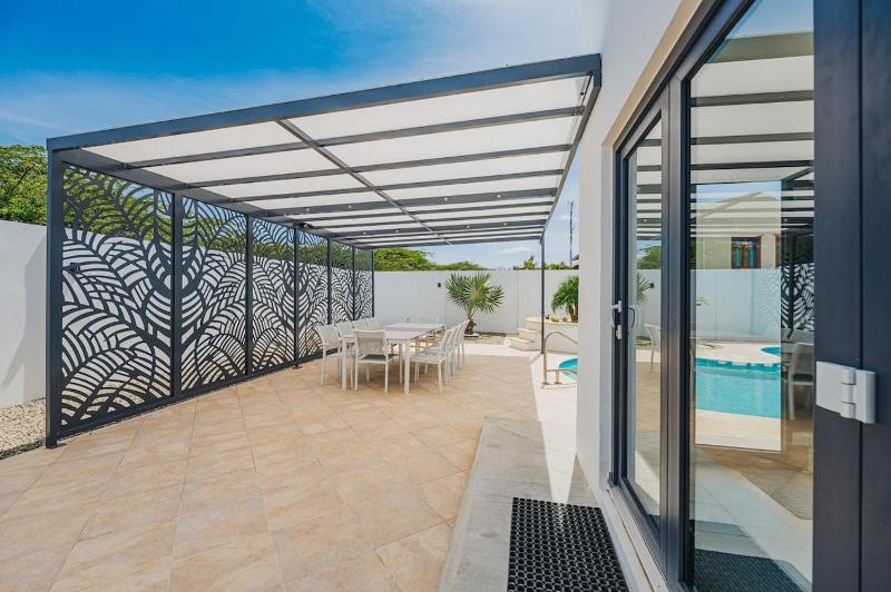 5BR Villa with Pool & Patio at Casa Eloisa by Bocobay - image 8