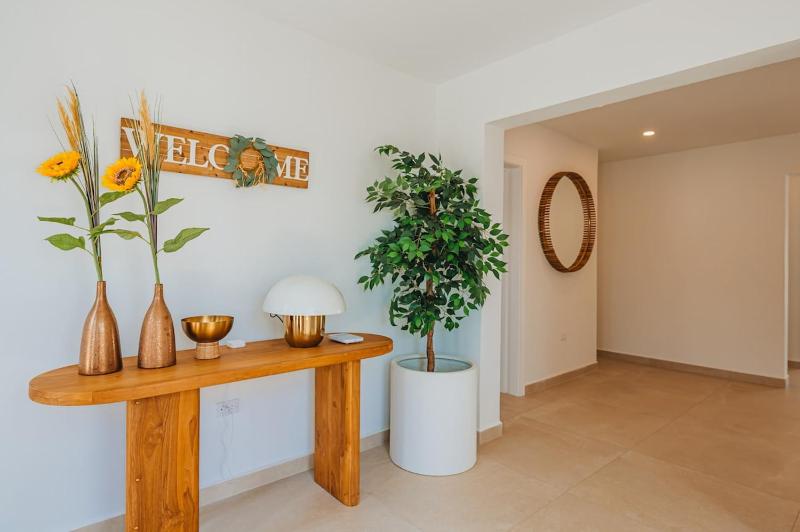 5BR Villa with Pool & Patio at Casa Eloisa by Bocobay - image 29