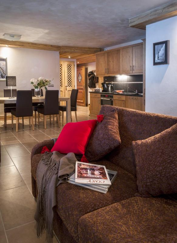 Three-Bedroom Apartment (8 Adults) image 1
