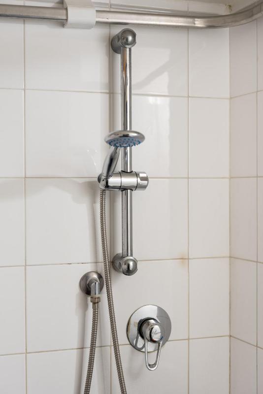 Central and comfortable studio in Florence - image 11