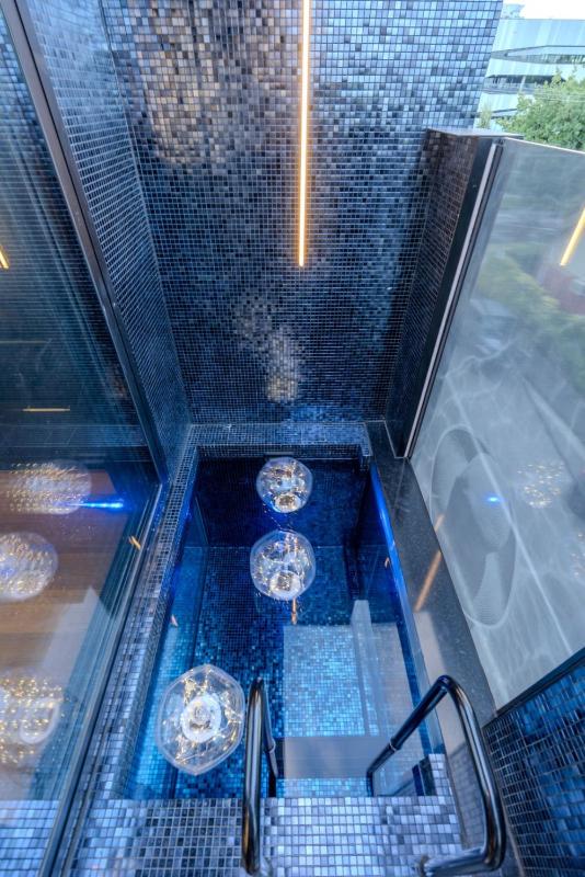 The Floating Glass Pool Retreat - image 14