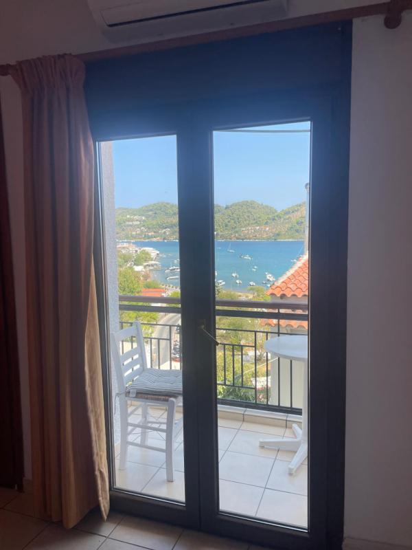 Eros-Iros Portside Stays Skiathos The Authentic Sporadean Living - image 12