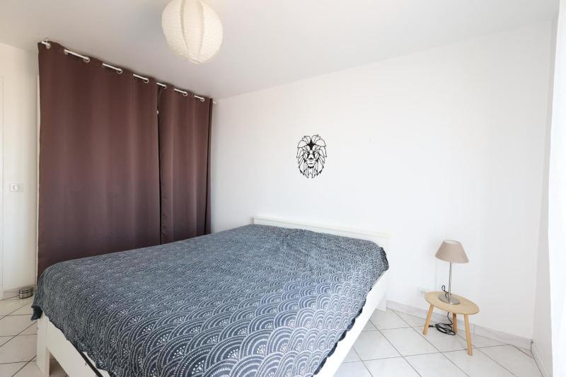 Comfortable stay near the beach and the center - image 30