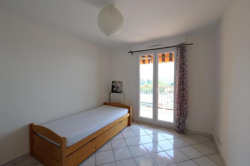 Comfortable stay near the beach and the center - image 2
