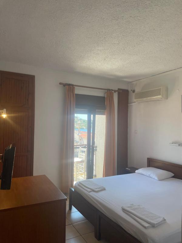 Eros-Iros Portside Stays Skiathos The Authentic Sporadean Living - image 29