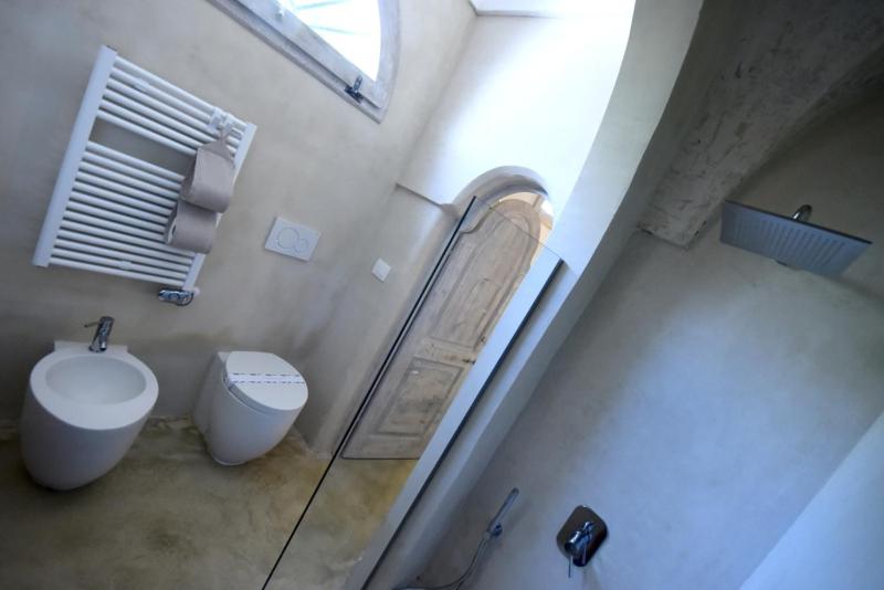 Double Room image 2