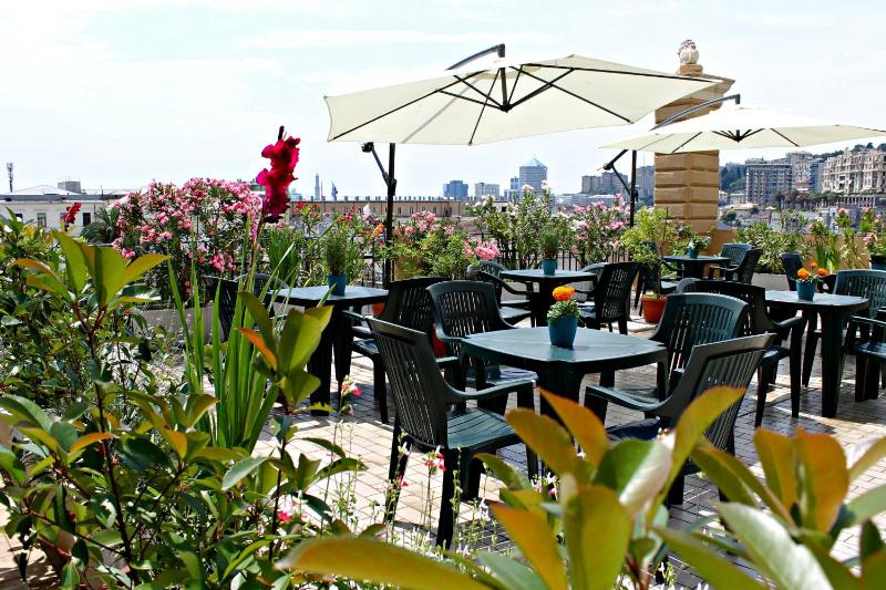 Hotel Bellevue - image 1