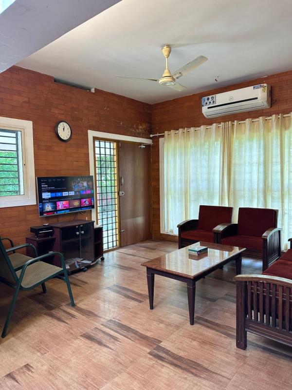 Cottage on Riverside - image 6