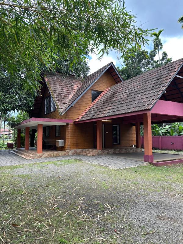 Cottage on Riverside - image 13