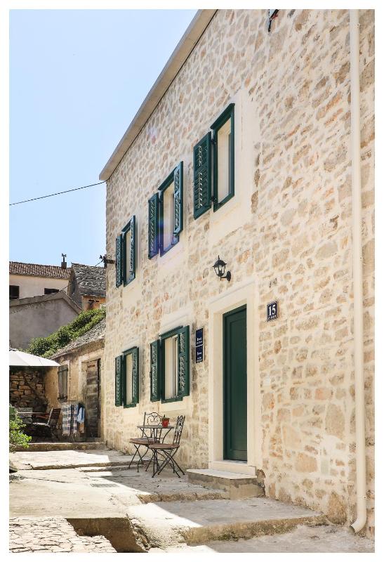 House Gambin - image 30