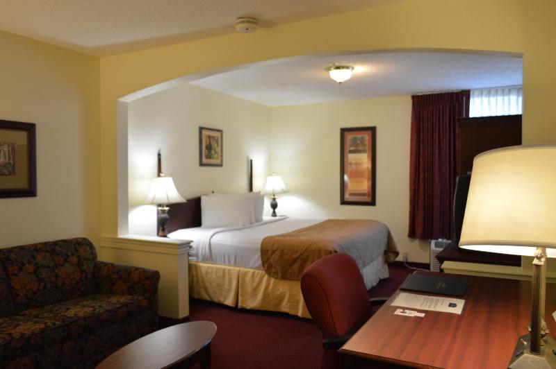 Executive King Room image 2