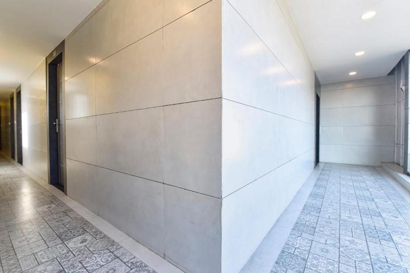 Av Royale GMS Road - image 28