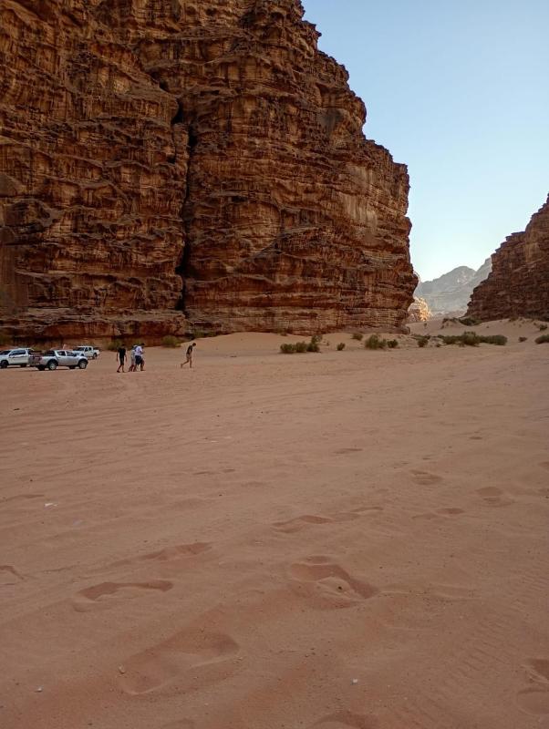 Shadow of Rum camp - image 12