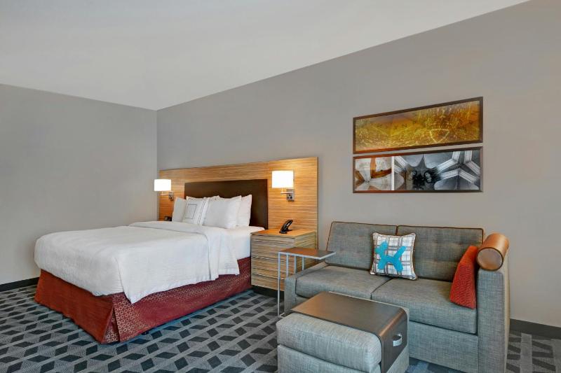 TownePlace Suites by Marriott Jacksonville East - image 41