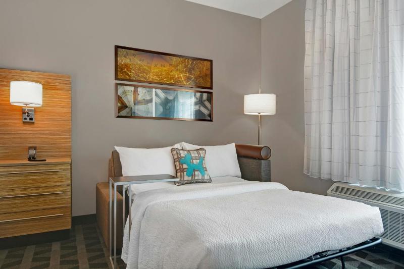 TownePlace Suites by Marriott Jacksonville East - image 40