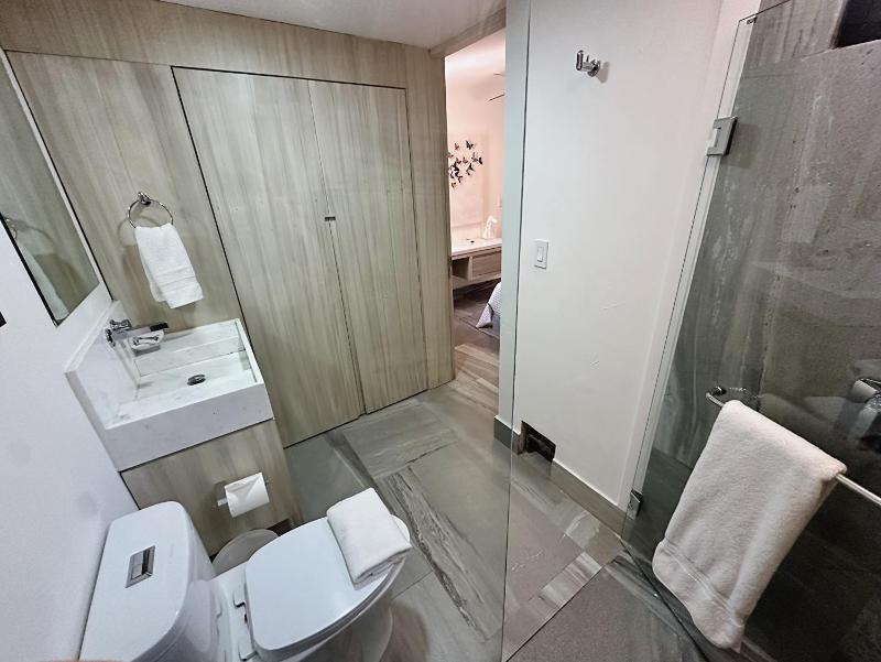 Unit 168- Casa Sangria - OCEANFRONT - Fully Renovated - image 15