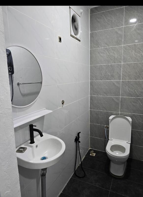 Dia Roomstay Gong Badak - image 11