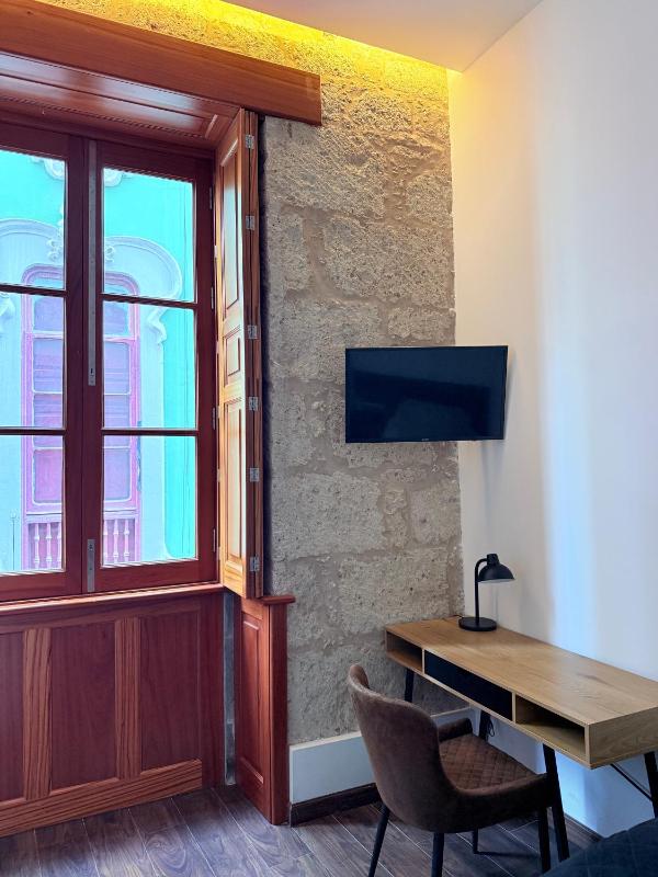 Triana Rooms EH - image 9