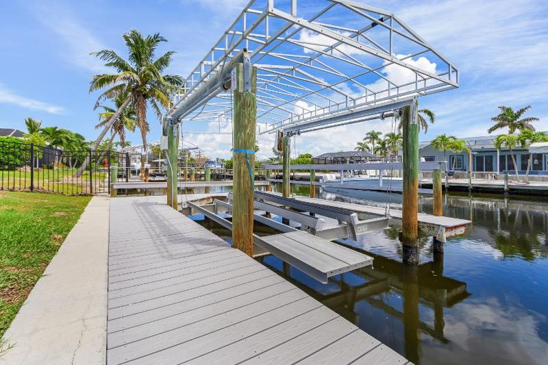 7 Dockside Dream- 3BR 3BA Pool Home with Water views! home - image 34