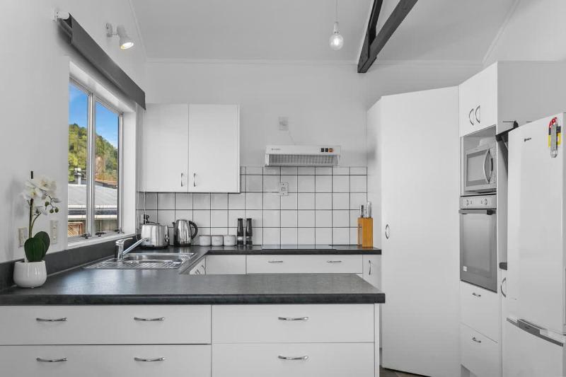 Huon Homestay - image 13