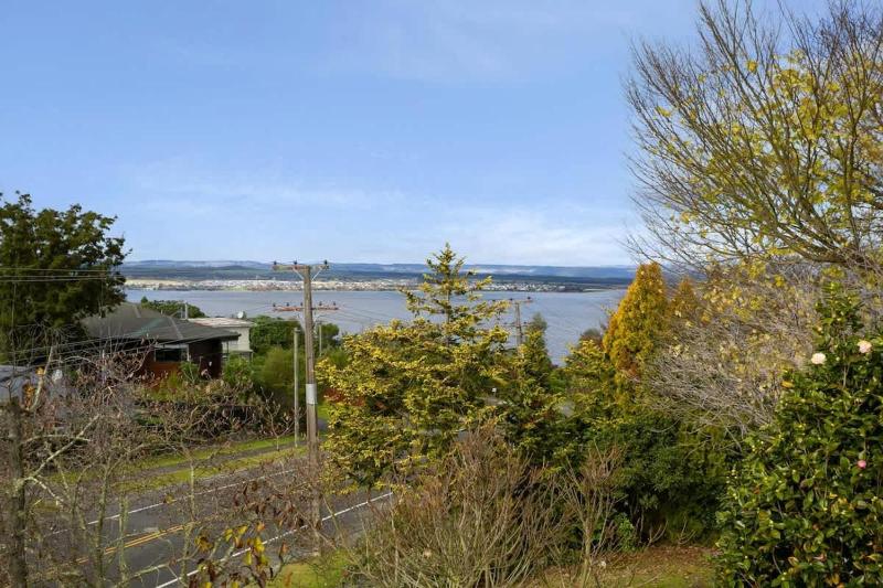 Huon Homestay - image 31