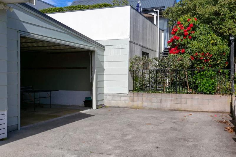 Huon Homestay - image 25