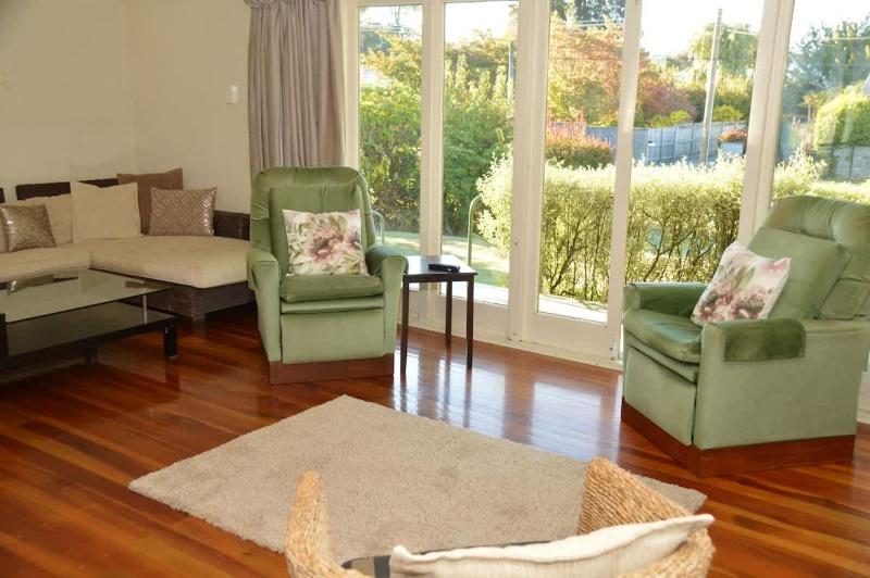 Happiness is Huia a block from the lake - image 10