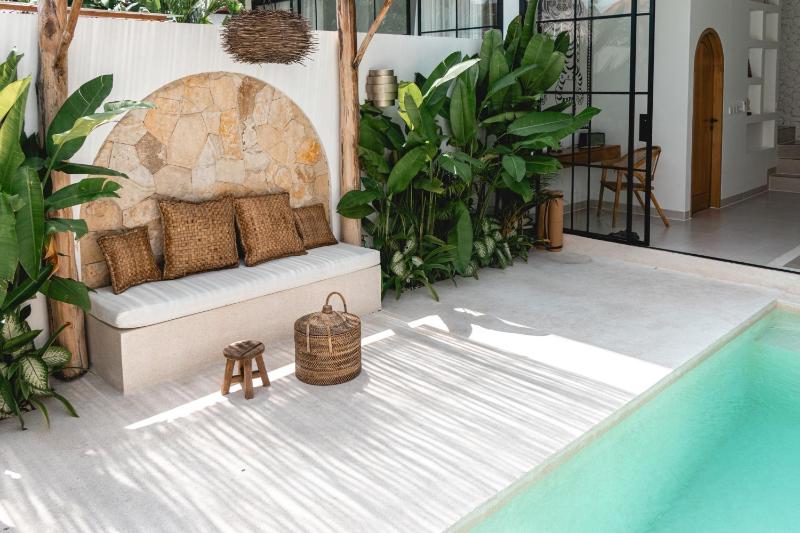 the macan - Romantic Canggu Escape 1BR Pool Villa - 700m to Beach - image 22