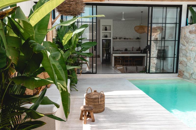 the macan - Romantic Canggu Escape 1BR Pool Villa - 700m to Beach - image 11